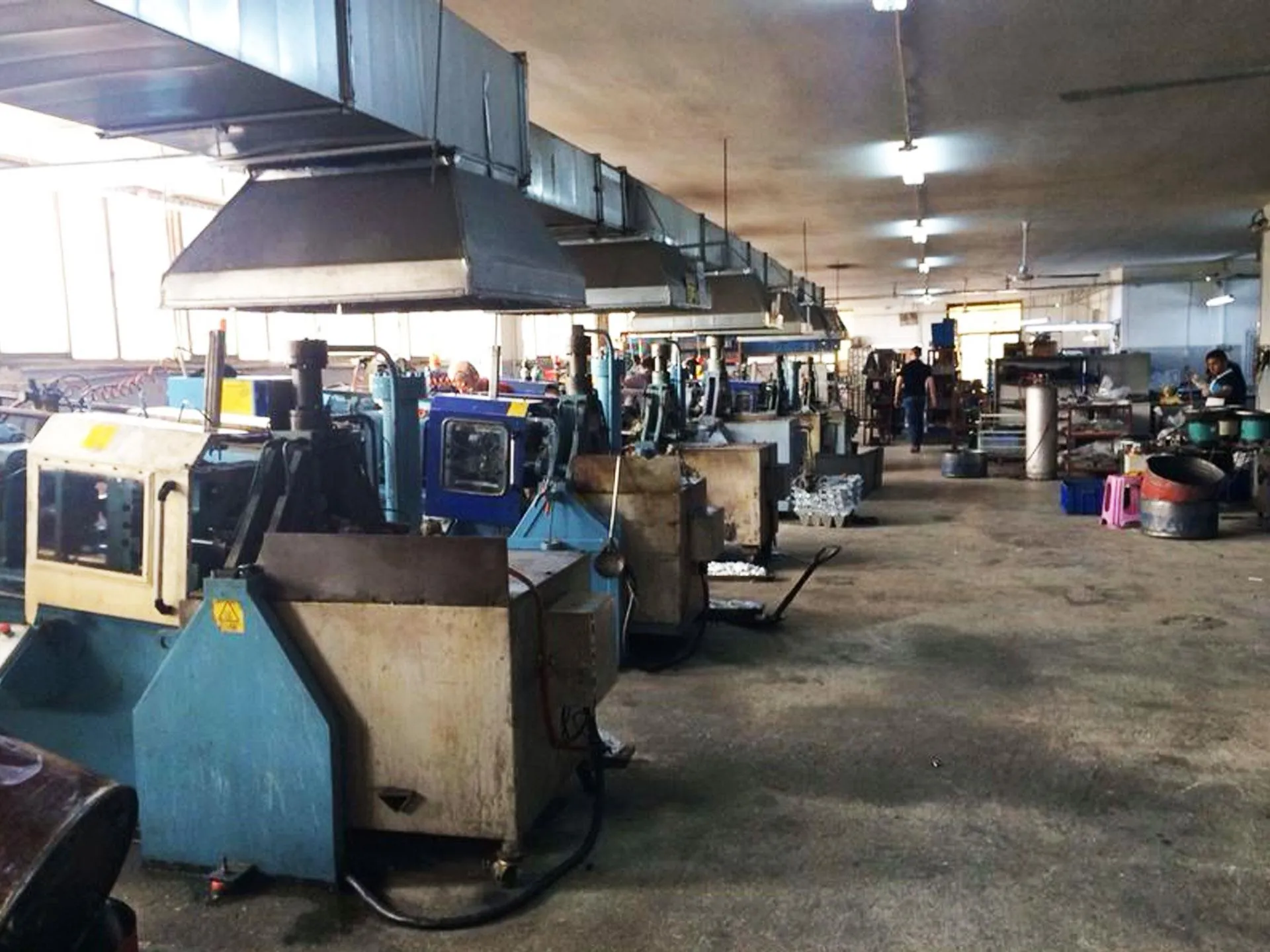 Metal Accessories Department